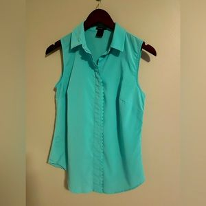 Ann Taylor - Scallop Detailed Button Down Tank Top - Extra Small